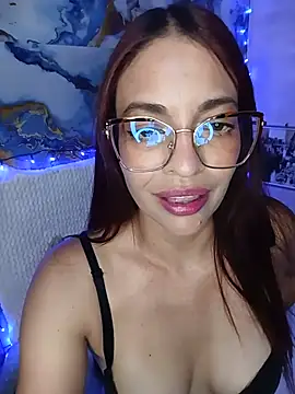 Snapshot of cerecita_anna chatting on June 19, 2026, 10:46 pm cerecita anna online show from June 19, 2026, 10:46 pm