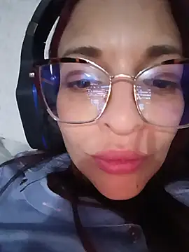 Snapshot of cerecita_anna chatting on July 31, 2026, 12:32 am cerecita anna online show from July 31, 2026, 12:32 am