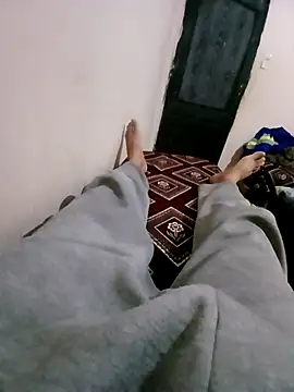 latarak321 online show from February 26, 2026, 10:09 pm