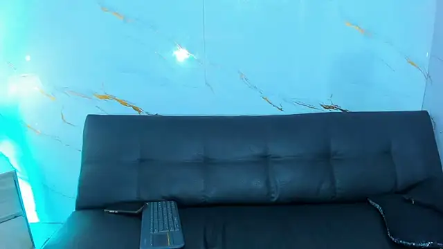 Little nicoll online show from March 2, 2026, 11:33 pm