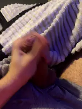 Snapshot of jakeBigCock1905 chatting on March 27, 2026, 5:02 am jakeBigCock1905 online show from March 27, 2026, 5:02 am