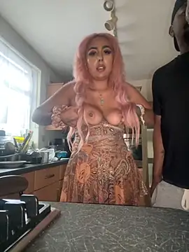 zara bellexx online show from November 1, 2025, 8:27 am