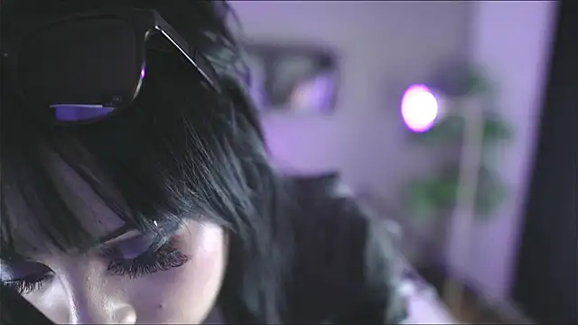 Snapshot of Bayonetta_doll chatting on October 29, 2025, 8:43 pm Bayonetta doll online show from October 29, 2025, 8:43 pm