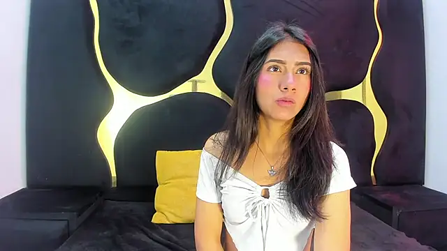 Snapshot of Mia_clark18 chatting on November 8, 2025, 4:18 pm Mia clark18 online show from November 8, 2025, 4:18 pm