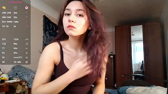 MiaLovelyOne online show from November 14, 2025, 10:14 am