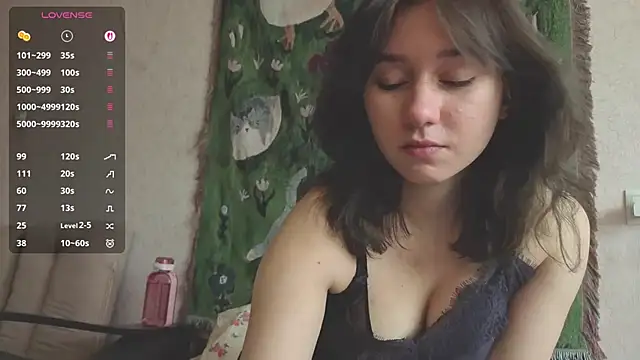 MiaLovelyOne online show from May 8, 2026, 5:57 am