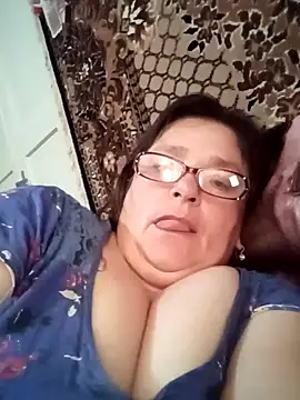 MilaCold5443 online show from May 8, 2026, 12:43 pm
