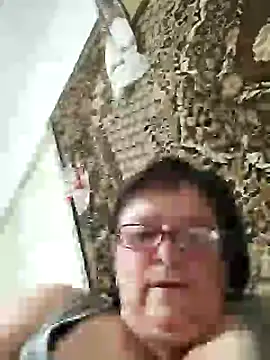 MilaCold5443 online show from May 25, 2026, 5:41 pm