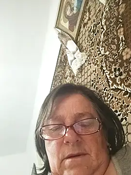 MilaCold5443 online show from May 29, 2026, 4:38 pm