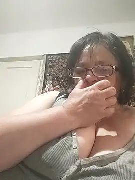 MilaCold5443 online show from June 3, 2026, 5:43 am