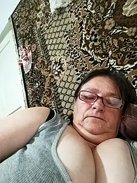 MilaCold5443 online show from June 13, 2026, 4:43 am