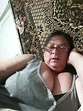MilaCold5443 online show from June 14, 2026, 10:45 pm