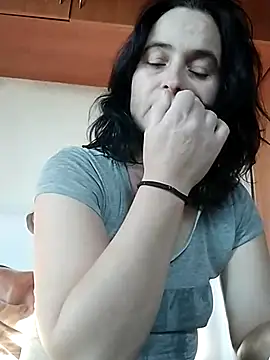 Snapshot of Ella-433 chatting on November 24, 2025, 12:27 pm Ella-433 online show from November 24, 2025, 12:27 pm