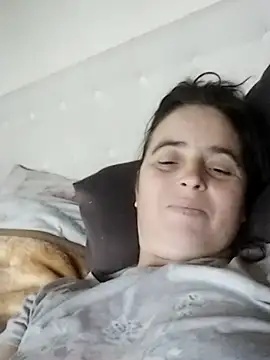 Snapshot of Ella-433 chatting on December 3, 2025, 12:14 pm Ella-433 online show from December 3, 2025, 12:14 pm