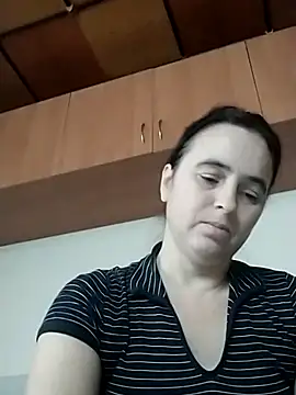 Snapshot of Ella-433 chatting on December 5, 2025, 9:40 am Ella-433 online show from December 5, 2025, 9:40 am