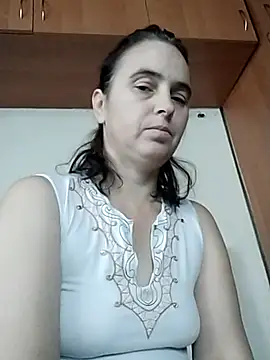 Snapshot of Ella-433 chatting on December 17, 2025, 8:09 am Ella-433 online show from December 17, 2025, 8:09 am