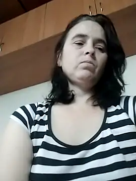 Snapshot of Ella-433 chatting on December 21, 2025, 8:54 am Ella-433 online show from December 21, 2025, 8:54 am