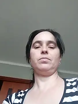 Snapshot of Ella-433 chatting on April 7, 2026, 10:59 am Ella-433 online show from April 7, 2026, 10:59 am