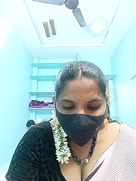 Snapshot of kajal-kajal1 chatting on December 4, 2025, 6:01 am kajal-kajal1 online show from December 4, 2025, 6:01 am