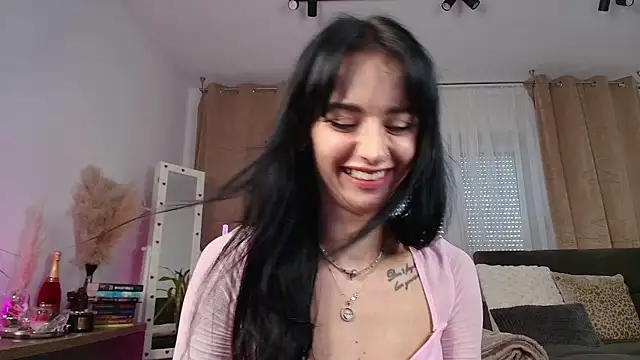 JacquelineHex online show from July 20, 2026, 10:39 am