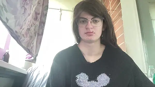 Snapshot of NikaXZimax chatting on October 12, 2025, 8:35 am NikaXZimax online show from October 12, 2025, 8:35 am