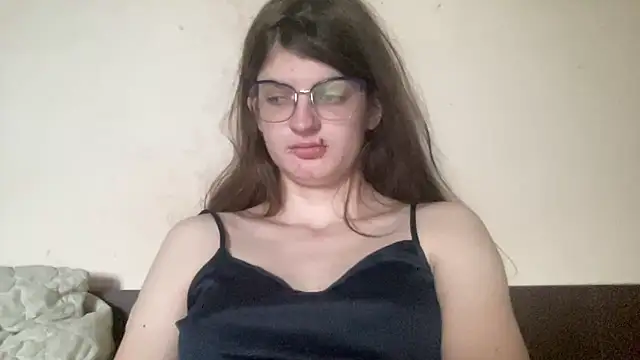 Snapshot of NikaXZimax chatting on November 1, 2025, 9:33 am NikaXZimax online show from November 1, 2025, 9:33 am