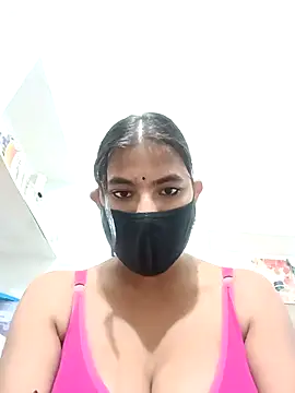 Hot radhaji online show from November 24, 2025, 5:34 pm