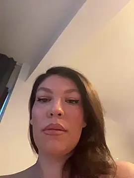 ClaraPasssion online show from June 21, 2026, 6:10 pm