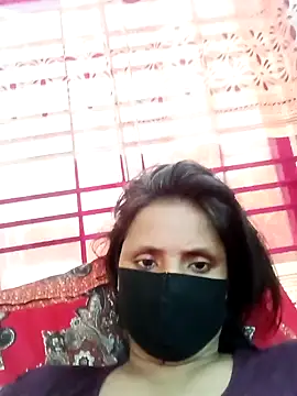 Snapshot of Megla879 chatting on November 16, 2025, 5:46 am Megla879 online show from November 16, 2025, 5:46 am