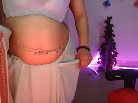 Snapshot of Royal_zara chatting on October 31, 2025, 5:47 pm Royal zara online show from October 31, 2025, 5:47 pm