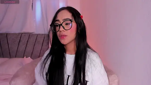 klohe wiilliams online show from March 19, 2026, 2:54 pm