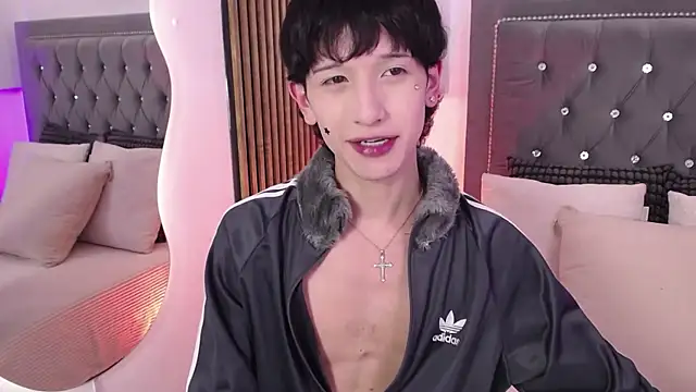 Emo Boy  online show from June 8, 2026, 8:20 pm