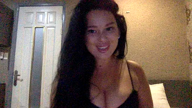 Fayronna online show from March 7, 2026, 7:11 pm