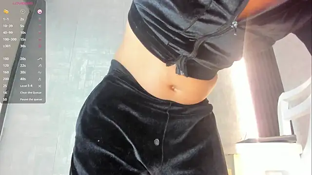 Snapshot of Alisson_Steelersexy chatting on June 21, 2026, 8:33 pm Alisson Steelersexy online show from June 21, 2026, 8:33 pm