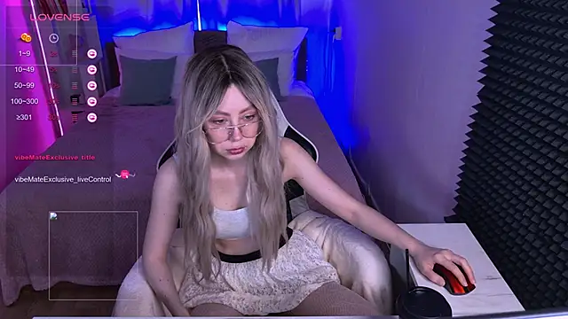 sofiisun online show from May 2, 2026, 2:05 am