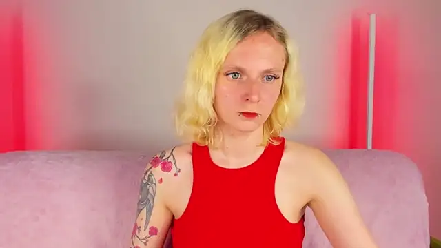 LikiLips online show from June 22, 2026, 8:33 am