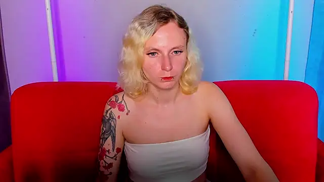 LikiLips online show from July 29, 2026, 1:26 am