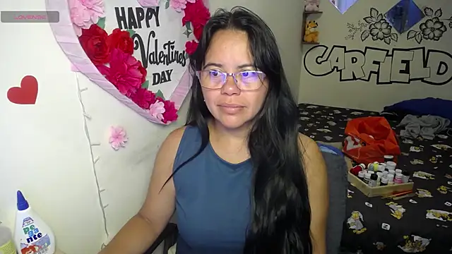 Miss  kendra  online show from June 11, 2026, 11:08 am