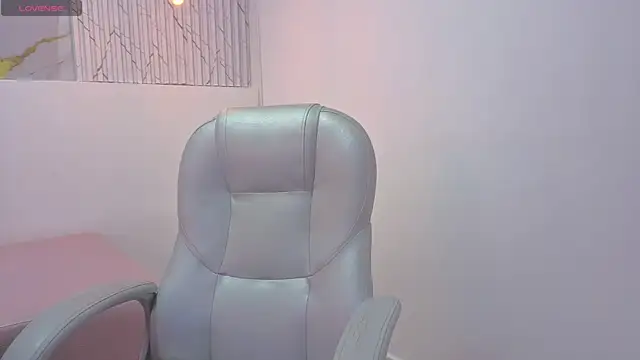 Snapshot of onlymen2025 chatting on November 22, 2025, 8:41 pm onlymen2025 online show from November 22, 2025, 8:41 pm