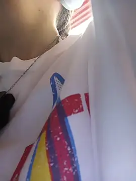 Lucy colee online show from December 22, 2025, 4:04 pm