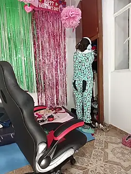 Lucy colee online show from February 9, 2026, 4:44 pm