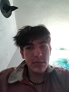 Snapshot of 17weedloveanallove chatting on January 15, 2026, 3:27 pm 17weedloveanallove online show from January 15, 2026, 3:27 pm