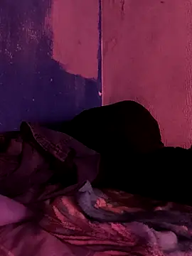 Snapshot of 17weedloveanallove chatting on February 17, 2026, 10:34 am 17weedloveanallove online show from February 17, 2026, 10:34 am