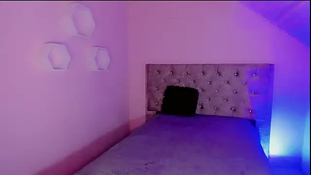 Snapshot of babysomeer chatting on November 24, 2025, 5:12 pm babysomeer online show from November 24, 2025, 5:12 pm