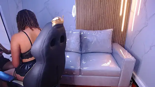 Snapshot of Kendall_rossii_ chatting on November 14, 2025, 11:46 pm Kendall rossii online show from November 14, 2025, 11:46 pm