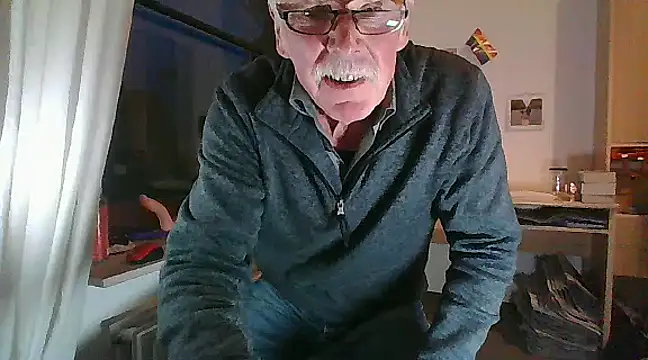 super-snoopy online show from January 21, 2025, 4:05 pm