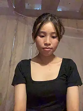 Snapshot of Han-han123 chatting on October 9, 2025, 4:21 am Han-han123 online show from October 9, 2025, 4:21 am