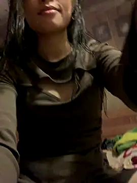 Snapshot of Han-han123 chatting on October 26, 2025, 2:12 pm Han-han123 online show from October 26, 2025, 2:12 pm