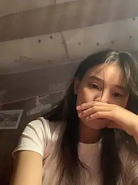 Snapshot of Han-han123 chatting on November 7, 2025, 12:16 pm Han-han123 online show from November 7, 2025, 12:16 pm