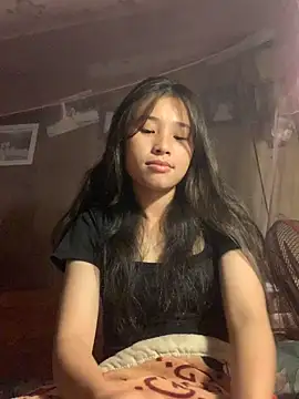 Snapshot of Han-han123 chatting on November 10, 2025, 1:32 pm Han-han123 online show from November 10, 2025, 1:32 pm